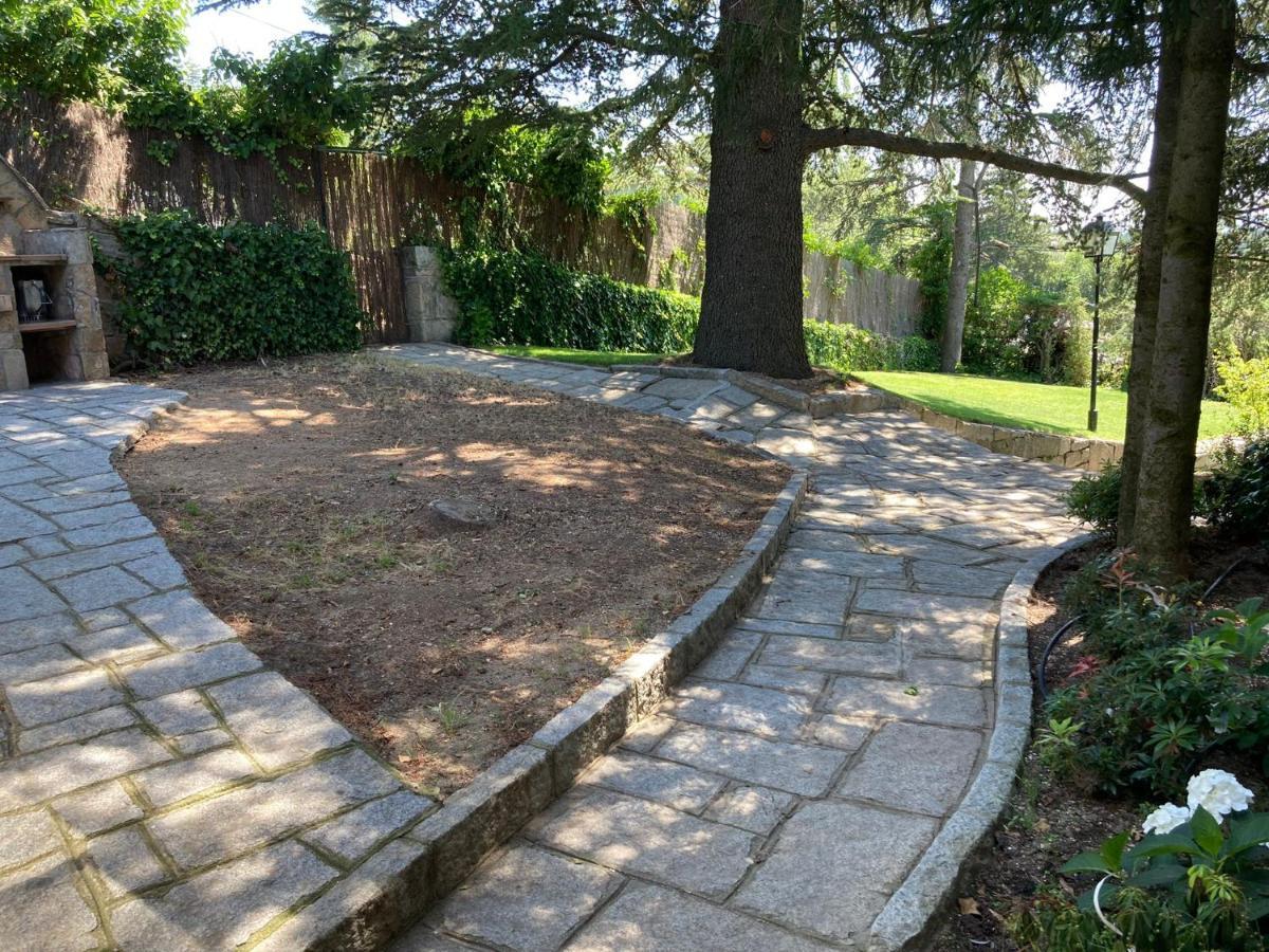 Los Cedros, Gran Chalet Con Piscina Y Apartamento En ナバセラダ エクステリア 写真